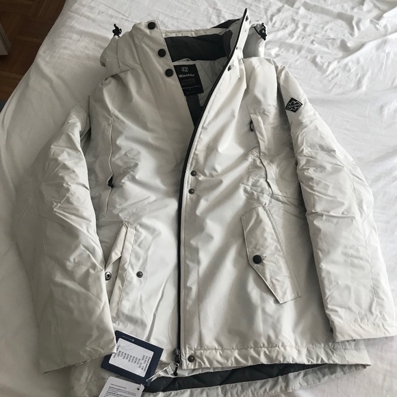 Brand new wantdo waterproof, winter ski jacket - Picture 3 of 5